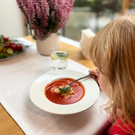 Aqua - Destigo Hotel