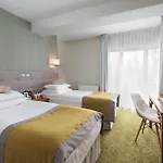 Aqua - Destigo Hotel