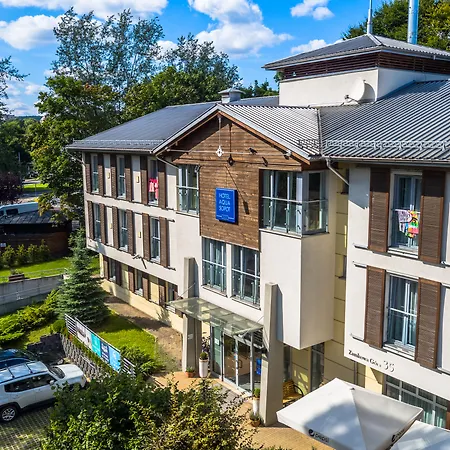 Aqua - Destigo 호텔