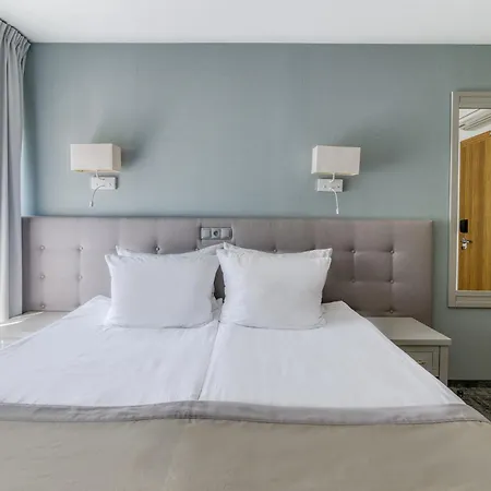 Hotel Aqua 3*