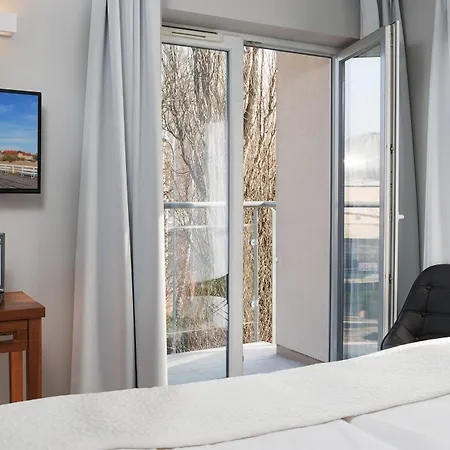 Hotel Aqua - Destigo