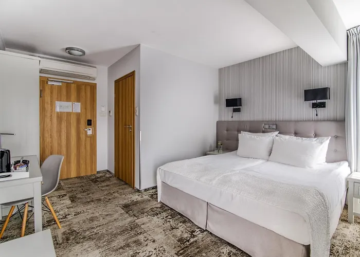 Otel Aqua - Destigo Sopot