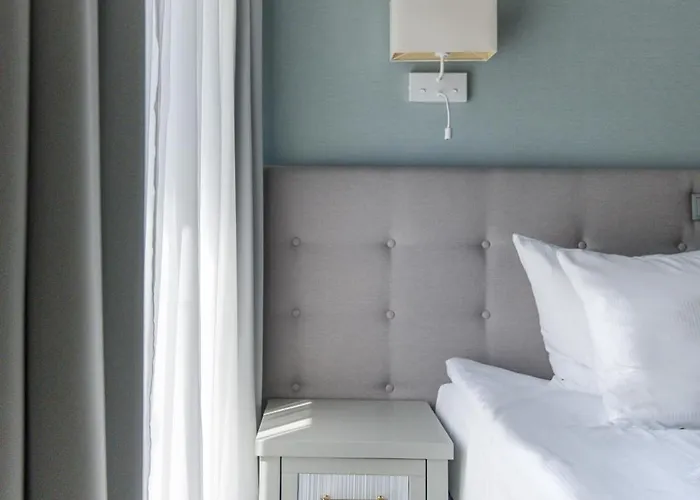 Aqua - Destigo Hotel